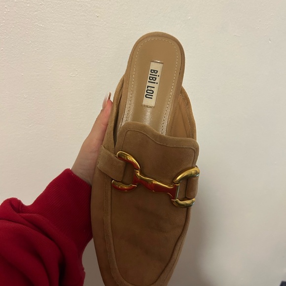 Tan Suede Slip-On Mules with Gold Horsebit - Picture 4 of 7